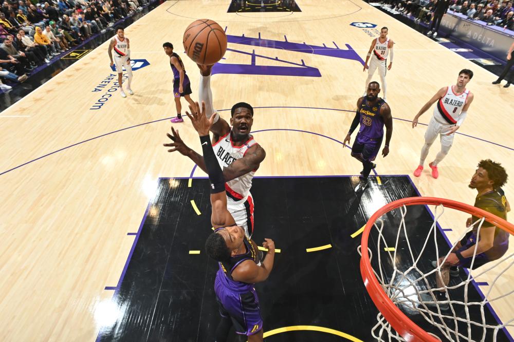 中的不懈努 中的不懈努