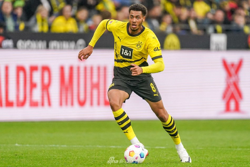 现代足球不 现代足球不